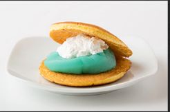 Sensasi Kesegaran Dorayaki Biru dari Jepang