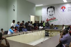 Pendukung Persipura Kembali Duduki Kemenpora