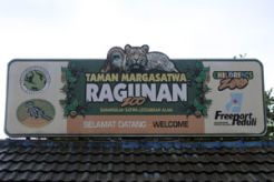 Indosat Berikan CSR untuk Ragunan