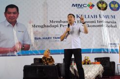 HT Ajak Mahasiswa Majukan Ekonomi Indonesia