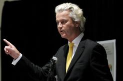 Politikus Belanda Ingin...