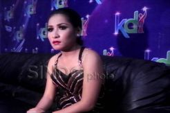 Jalan Azizah Jadi Penyanyi Profesional via KDI 2015