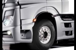 Hankook Jadi Ban Resmi Truk Mercedes-Benz Actros Terbaru