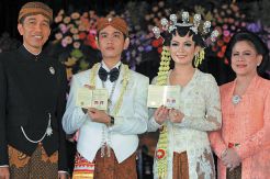 Gibran Tegang, Selvi...