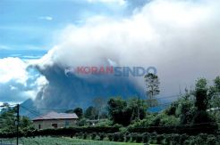 Rentetan Awan Panas...