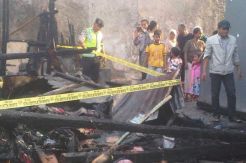 Korsleting, Kontrakan 6 Pintu Ludes Terbakar