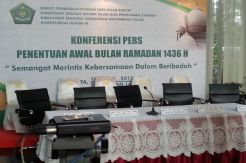 Pemerintah Gelar Sidang...