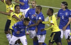 Wasit Dihujat Setelah Hadiahi Neymar Kartu Merah