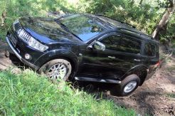 Fun Offroad Banteng Pajero di Wana Wisata Penggaron