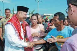 Pasar Induk Diresmikan,...