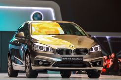 BMW Genjot Penjualan Seri 218i Active Tourer