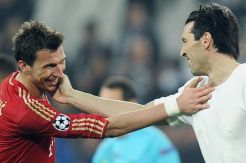 Mandzukic, Striker yang...