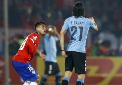 Ini Video Saat Jara Tusukan Jarinya ke Bokong Cavani