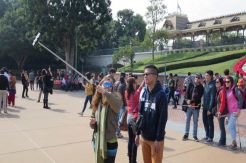 Disney Larang Penggunaan...