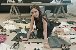 Victoria Lelang Gaun...