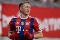 MU Dicuekin, Schweinsteiger Pilih Bantu Bayern Cari Trofi