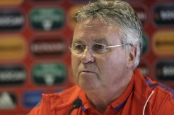Guus Hiddink Tinggalkan Bangku Kepelatihan Timnas Belanda