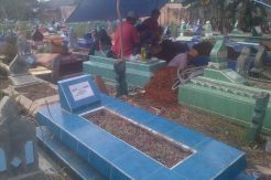 Co Pilot Hercules Dimakamkan Dekat Makam Kakeknya
