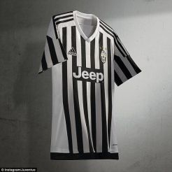 Juventus Rilis Jersey Anyar