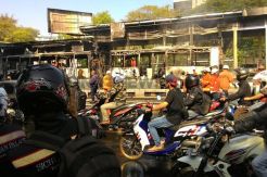 Transjakarta Terbakar,...
