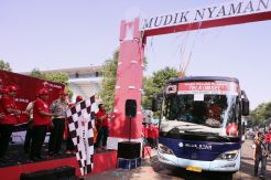 Telkomsel Berangkatkan Pelanggan Mudik