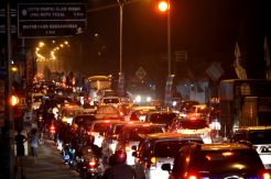 Semua Jalur Mudik Macet