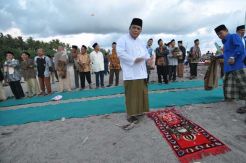 Tarekat Syattariyah Salat Id Pagi Ini