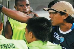 Sekarang Sepak Bola...
