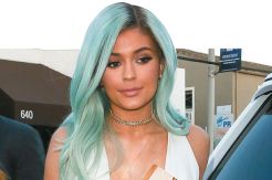 Warna Rambut Ekstrem...