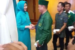 Salami Tamu Undangan, Airin Minta Didoakan