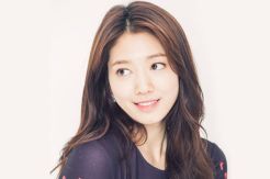 Park Shin Hye Masih Enggan Muncul di Publik