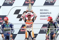 Punya Catatan Bagus, Marquez Bisa Kalahkan Rossi