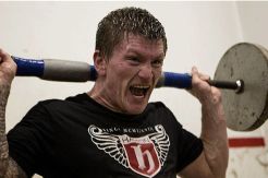 Ladeni Berto, Mayweather Jr Dituding Cari Aman