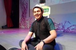 Bertubuh Besar, Tulus...