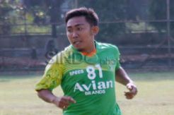Setengah Hati Bela Persebaya, Ini Curhat Rendi Irawan