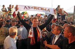 Usai Tes Medis, Dzeko Tandatangani Kontrak dengan AS Roma