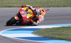 Marquez Kuasai Sesi Latihan Bebas Ketiga, Rossi Terdepak