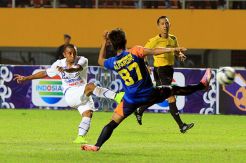 Ini Alasan Bentrok Arema vs Persib Tak Sekadar Seremoni