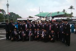 Usai Sidang MPR/DPR/DPD, Tamu Undangan Foto-foto di Gedung Kura-kura