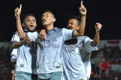 10 Pemain Persiba Hantam PSIR 2-0