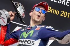 Lorenzo Punya Cara Jitu Taklukkan Rossi