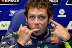 Valentino Rossi Tak Terima Kalah di Brno