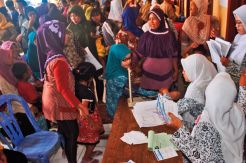 Warga Perbatasan Antusias...