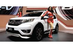 Mobil Keluarga Tangguh...