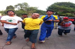 Tujuh Jam Melarikan...