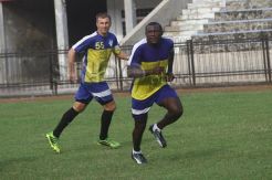 Stok Menipis, Persegres Incar Pemain Lama