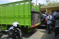Puluhan Karung Raskin yang Diduga Hendak Diselewengkan Disita