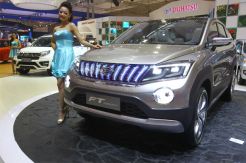 World Premiere Dua Suv...