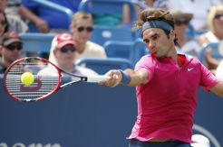 Federer Lanjutkan Mimpi...