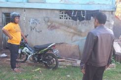Dipakai Mencuri Beras, Motor Polisi Disandera Warga